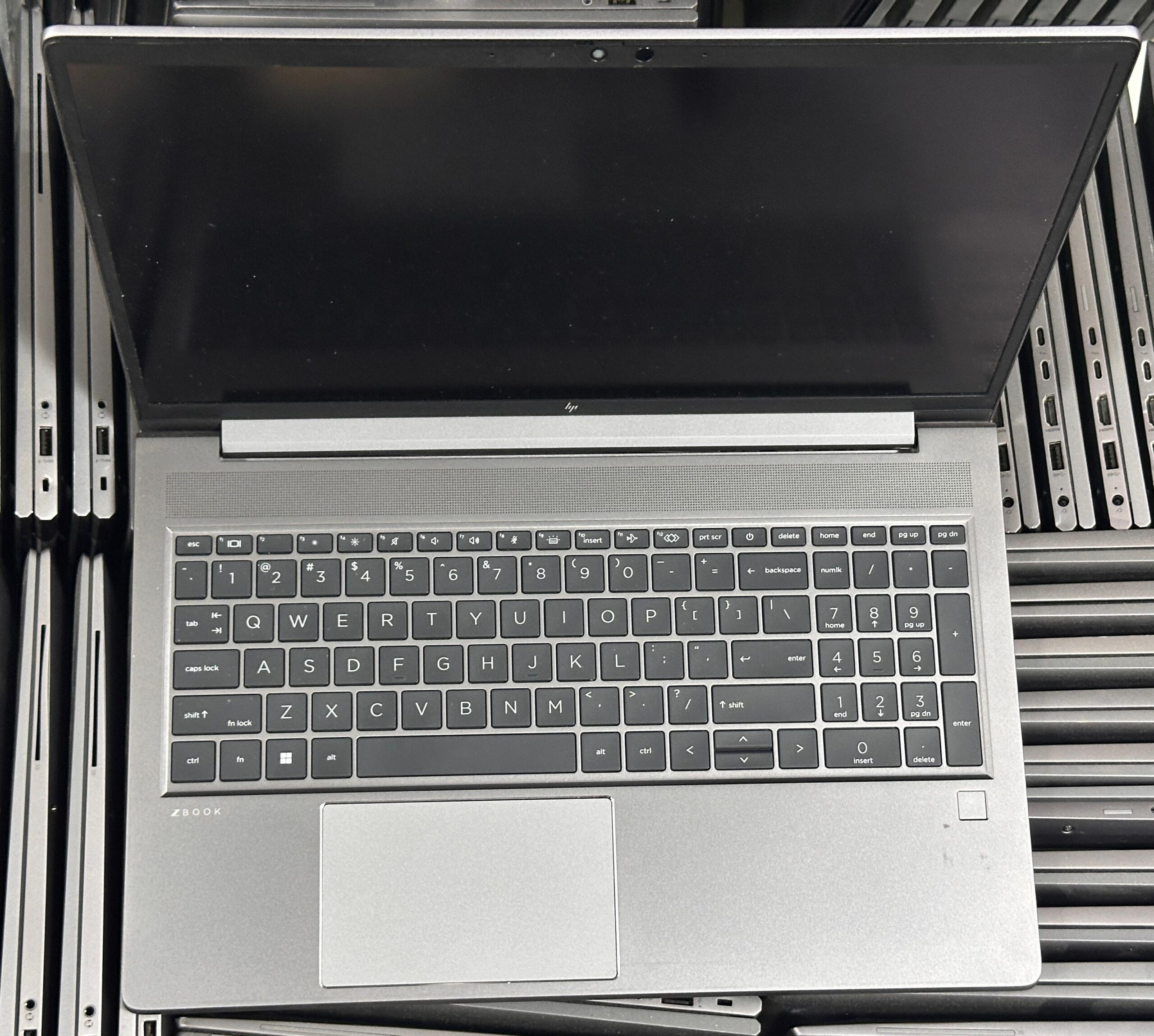 Ordinateur PC Workstation HP Zbook Power G8 Core i7 11th Gen 512 SSD Ram 16Go 04 gb vga 15” Black Color English keyboard Prix : 495.000FCFA Benin Cotonou (2) - Catalogue High-Tech Bénin - Akelmarket