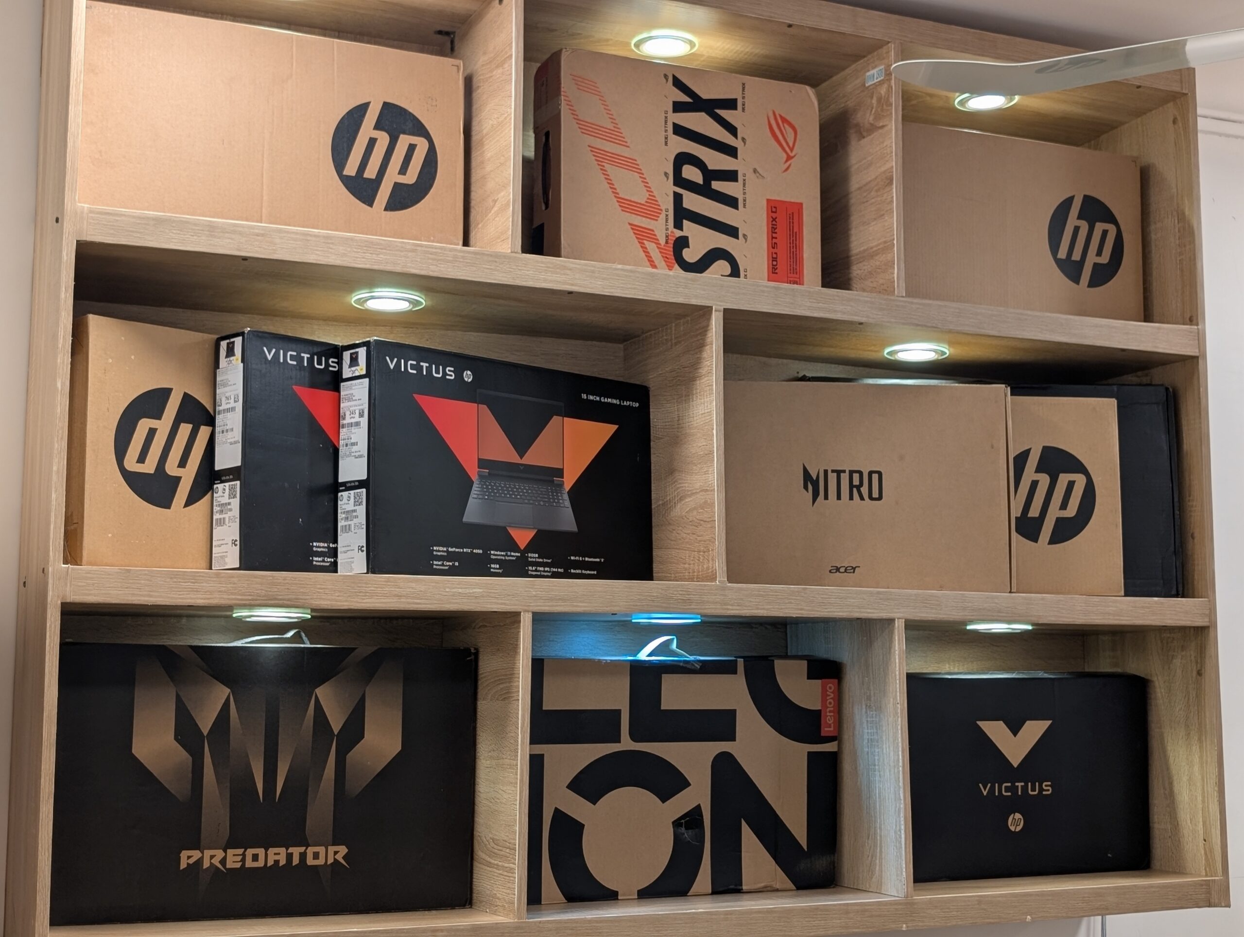 Ordinateurs, PC Gamer, Imprimantes et Accessoires neufs en carton scellé au prix d'en gros et en détail +2290163906650 à Cotonou, Benin.