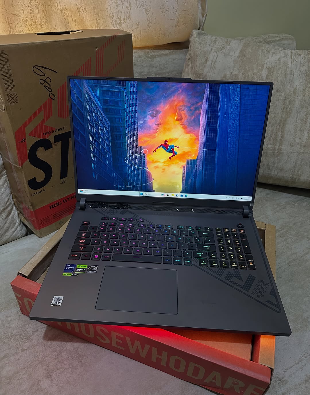 PC Gamer ASUS ROG Strix G18 Core i9-14900HX RTX 5070 - 08Go - PC Gamer Bénin - Akelmarket