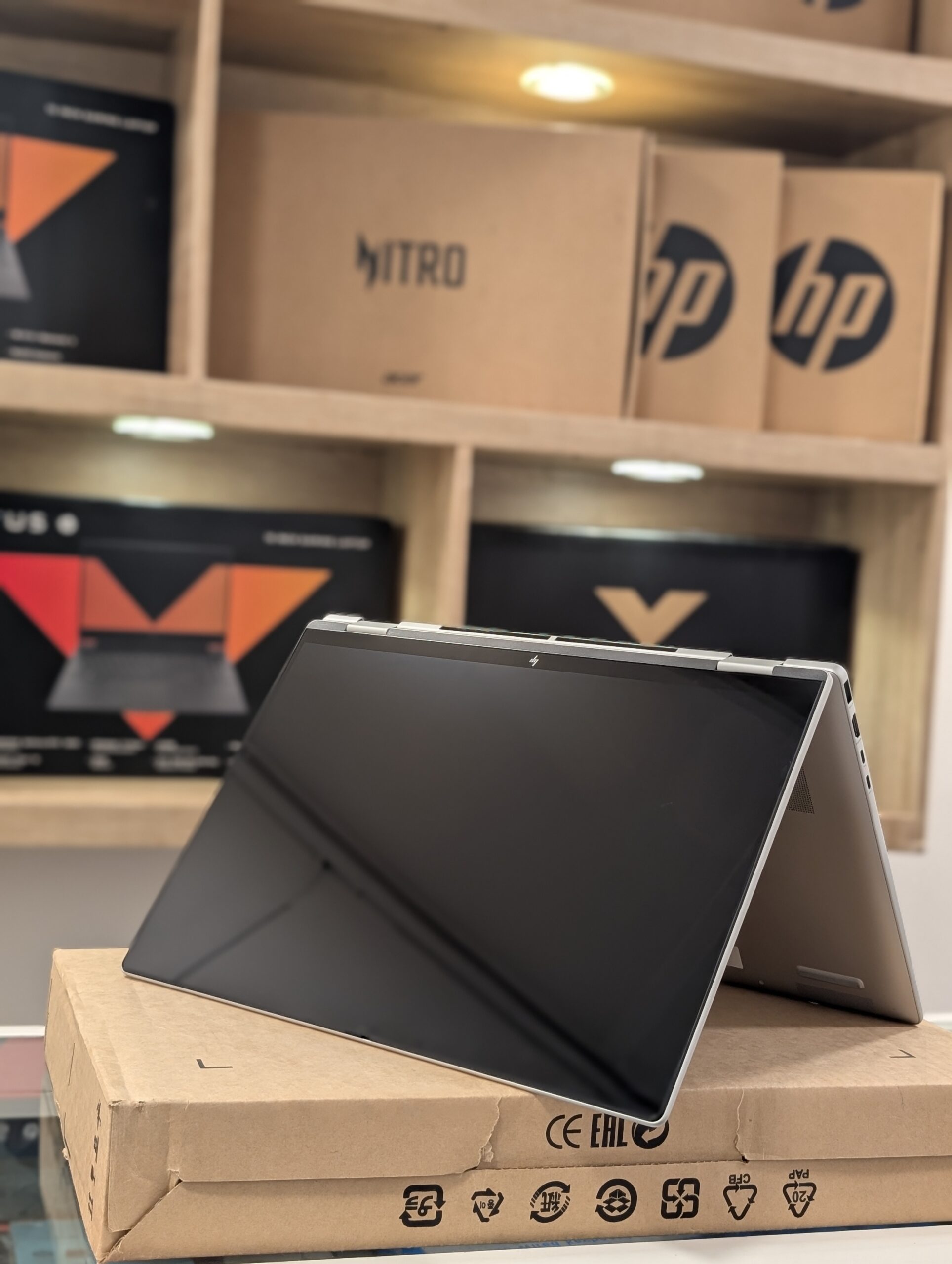 PC HP Envy x360 16-ac0023dx Core Ultra 7 155U Benin|Cotonou PC HP Envy x360 16-ac0023dx Core Ultra 7 155U Benin|Cotonou