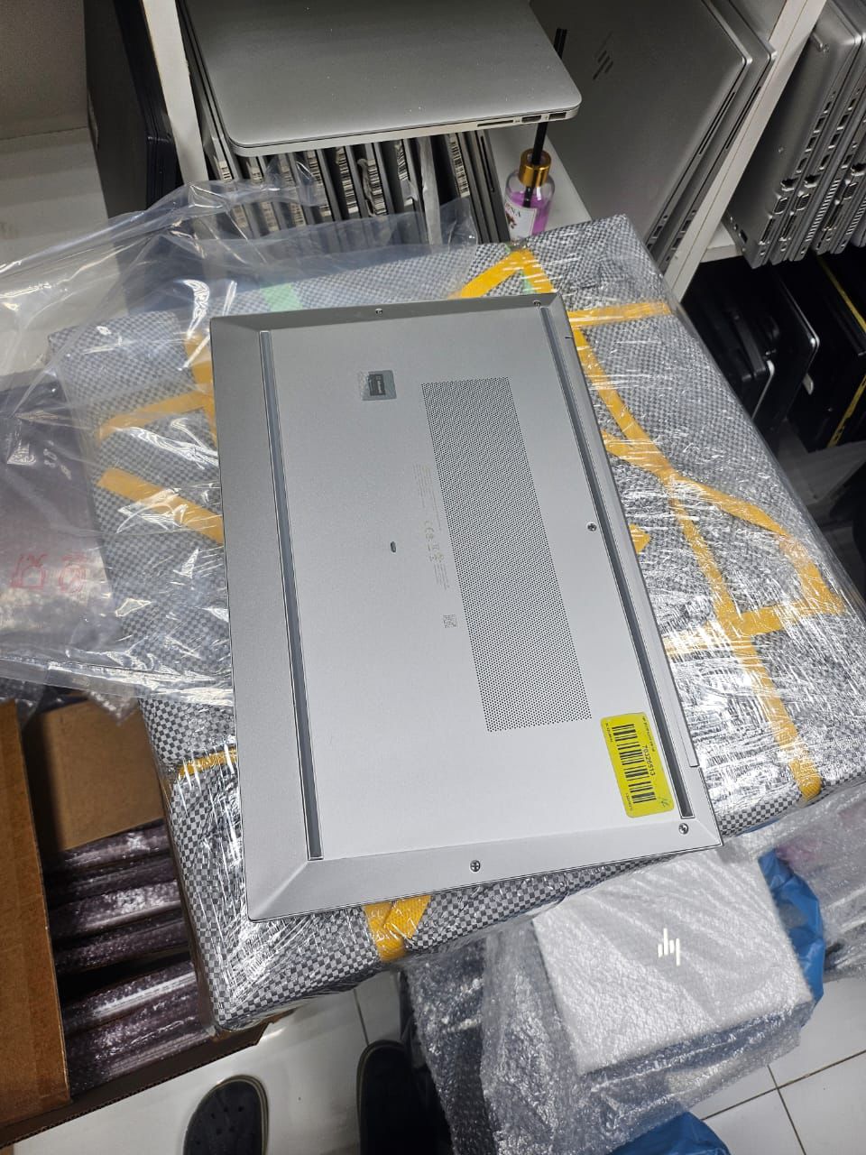PC HP EliteBook 840 G8 Core i7 11 th Gen Benin|Cotonou PC HP EliteBook 840 G8 Core i7 11 th Gen Benin|Cotonou