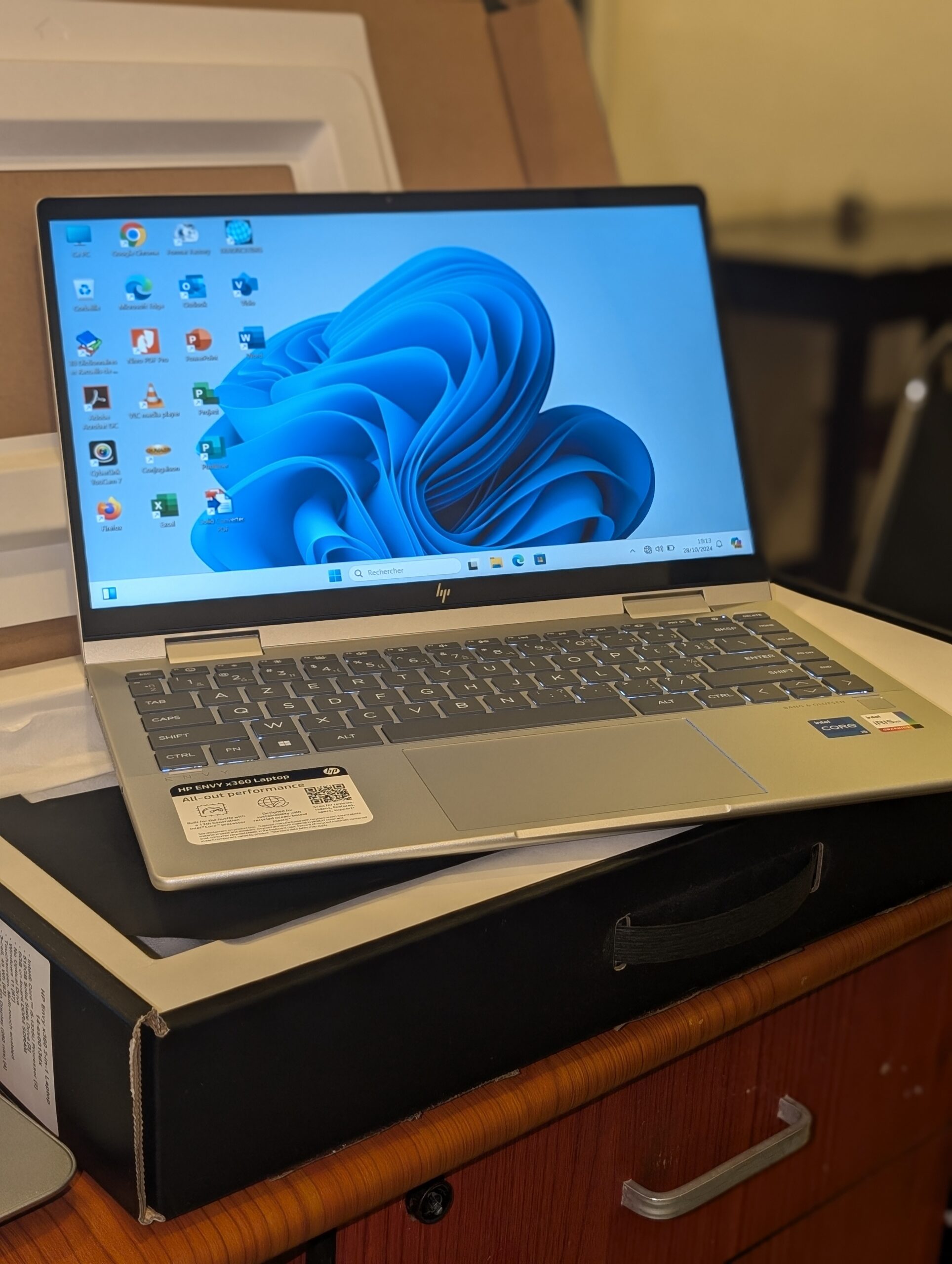 PC HP Envy 14 x360 14-ES0013dx Core i5-1335U Bénin|Cotonou - 2 PC HP Envy 14 x360 14-ES0013dx Core i5-1335U Bénin|Cotonou - 2