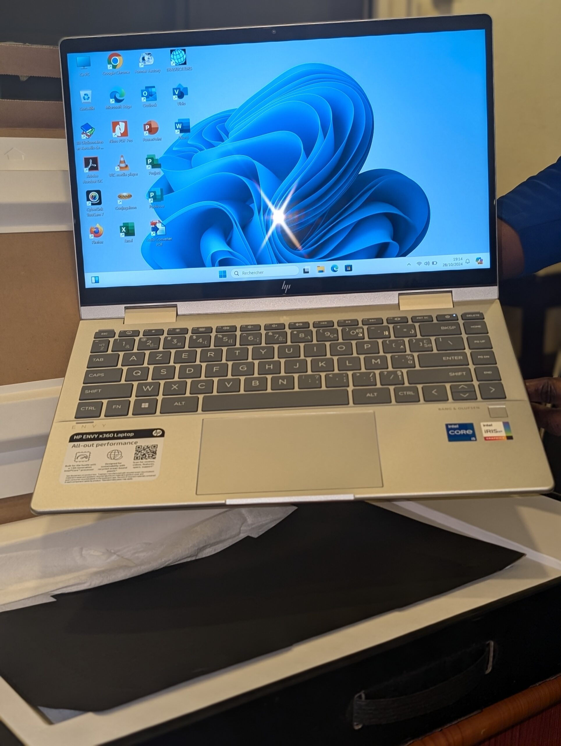 PC HP Envy 14 x360 14-ES0013dx Core i5-1335U Bénin|Cotonou - 6 PC HP Envy 14 x360 14-ES0013dx Core i5-1335U Bénin|Cotonou - 6